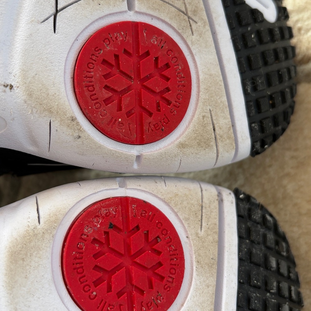 Little Kids Nike Fleece-Lined Winter Sneakers (2) - Picture 8 of 8